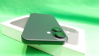 iPhone 16 128GB Negro Libre