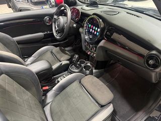 MINI MINI Cabrio John Cooper Works 170 kW (231 CV)