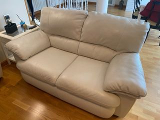 Conjunto de dos Sofás de piel blancos 2 y 3 plazas