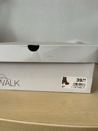 Botines de tacón negros sin usar