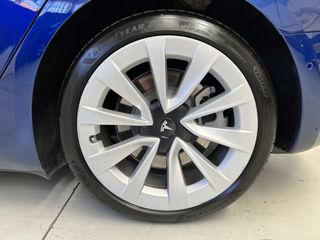 Tesla Model 3 Dual Motor Gran Autonomia 4WD