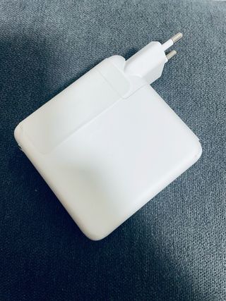 Cargador Apple 96W USB-C A2166