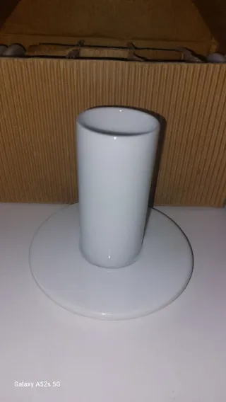 Juego de vasos con plato