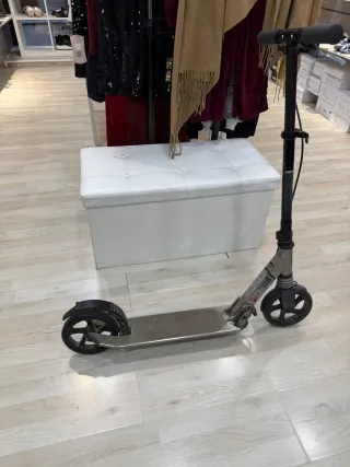 Patinete plegable gris