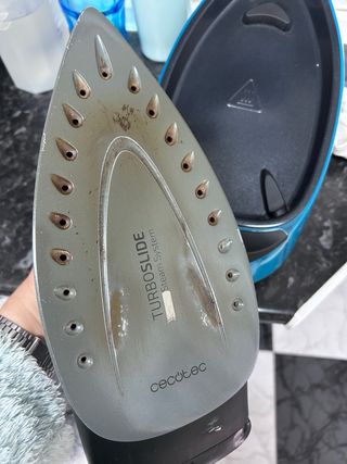 Centro de planchado Cecotec 2700W