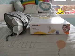 REGALO MUCHOS RECAMBIOS Sacaleches Medela Swing.