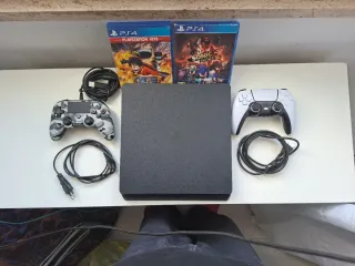 PS4 (PlayStation 4) Nera