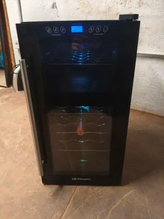 Vinoteca Orbegozo 12 botellas