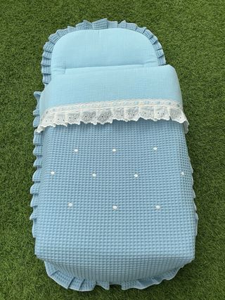 Saco capazo azul con encaje