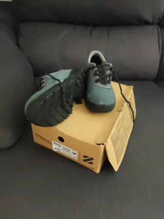 Zapatos de seguridad talla 38