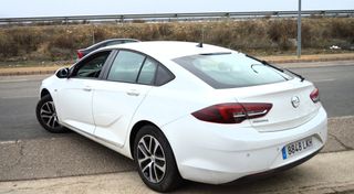 OPEL Insignia 1.6CDTI S&S Selective 136