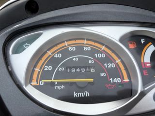 Moto Sym VS 125 Scooter Blanca