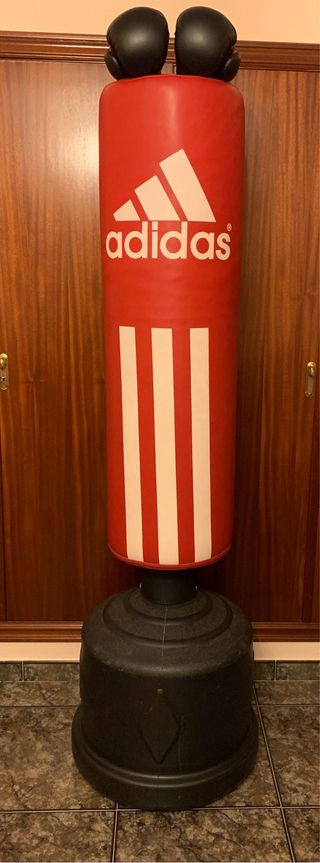 Saco boxeo suelo Adidas + Guantes Everlast