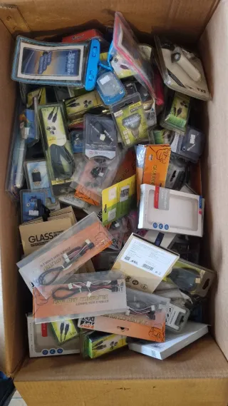 Stock Elettronica Accessori Smartphone