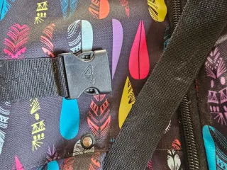 Maleta grande Roxy estampado plumas