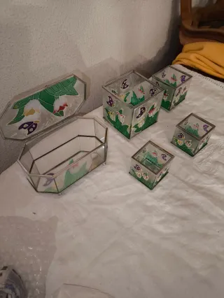 Juego de tocador de cristal y metal