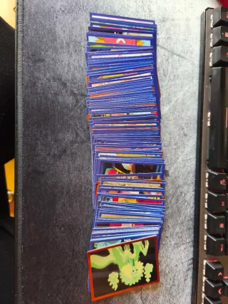 One Piece Road to Egghead Cromos