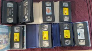 14 Películas VHS de animación principalmente