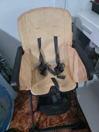 Trona de bebé plegable