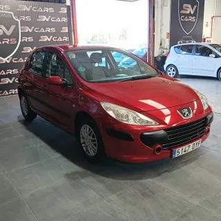 Peugeot 307 1.6 110 CV. Con sólo 95000 kms.