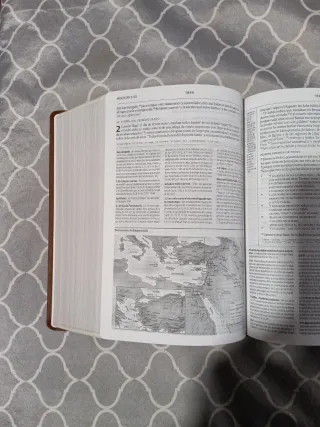 La biblia de estudio de la reforma.