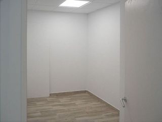 Local comercial en alquiler en L´Illa perduda en Valencia