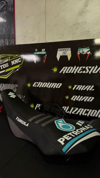 Funda Asiento Suzuki LTZ 400 Petronas