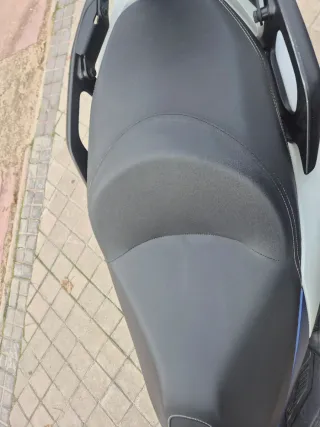 Honda Forza 125cc Maxiscooter Automática