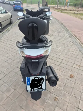 Honda Forza 125cc Maxiscooter Automática