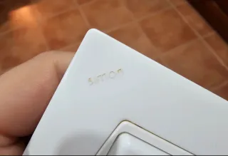 Interruptor triple Simon