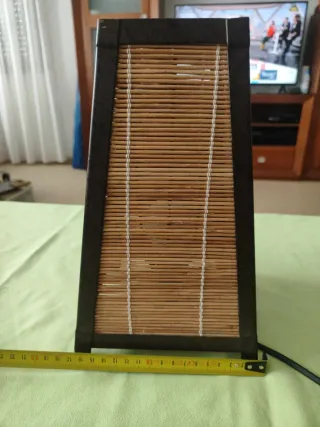 Lámpara de mesa bambú y madera