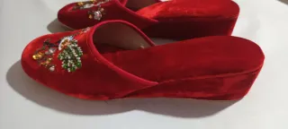 Zapatillas chinas bordadas