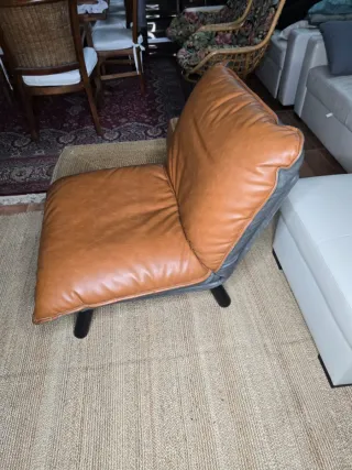 Sillón de cuero marrón