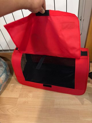 Transportador para perros rojo y negro