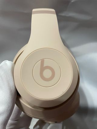 Auricolari Beats Studio Pro x Kim K Beige/Rosa
