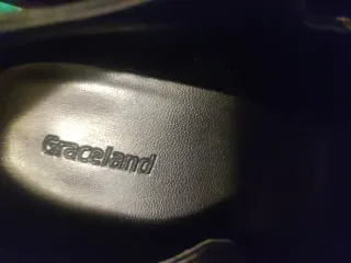 Zapatos de tacón elegantes negros