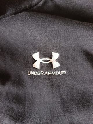 Under Armour Sweatshirt with hood black size M