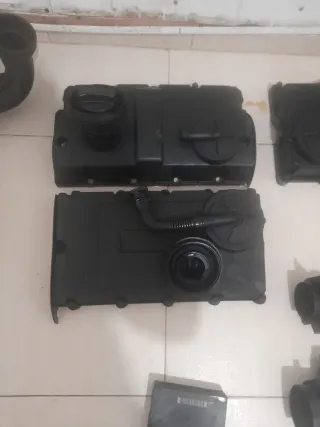 Tapa de balancines negra