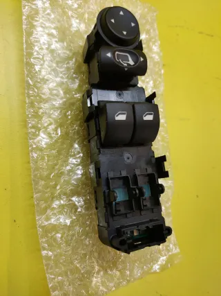 BOTONERA ELEVALUNAS CITROEN C4 X2 BOTON