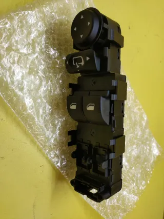 BOTONERA ELEVALUNAS CITROEN C4 X2 BOTON