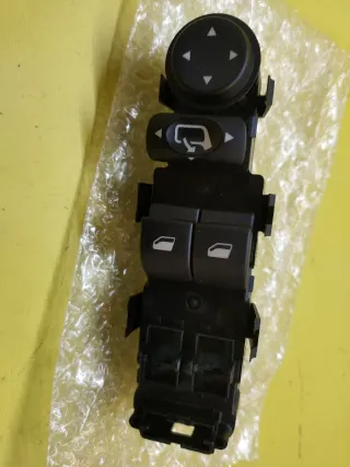 BOTONERA ELEVALUNAS CITROEN C4 X2 BOTON