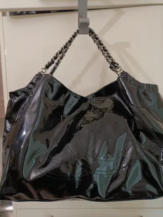 Borsa grande vernice doppia C