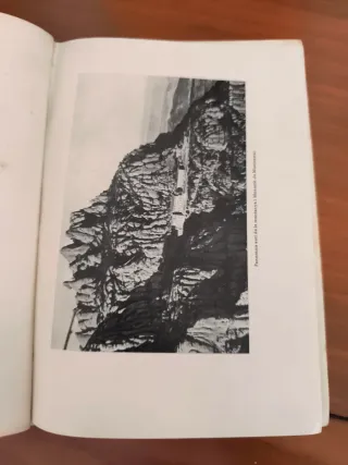 Història de Montserrat (1945)