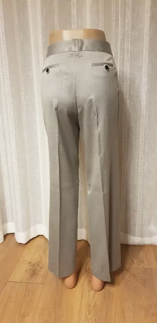 Traje Caroll gris perla