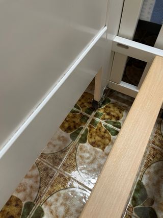 Cuna blanca de madera