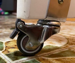 Cuna blanca de madera