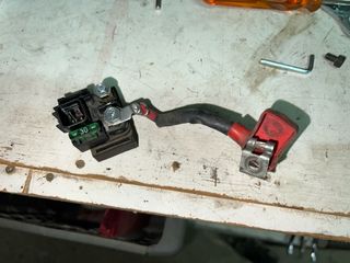 Relé de arranque Suzuki SV650