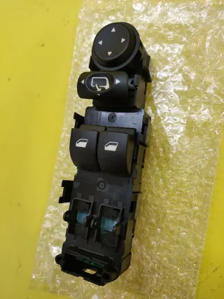 BOTONERA ELEVALUNAS CITROEN C4 X2 BOTON + RETROVIS