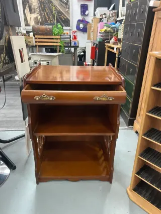 Mueble antiguo madera TV/Telefonera