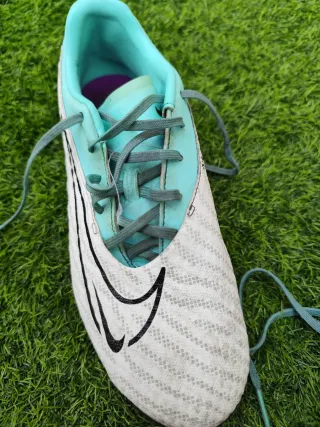 Botas de fútbol Nike Phantom GT